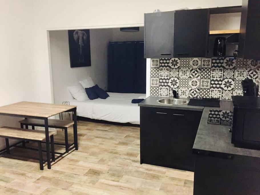 L'Eden - Joli Studio En Centre Ville Νιμ Εξωτερικό φωτογραφία